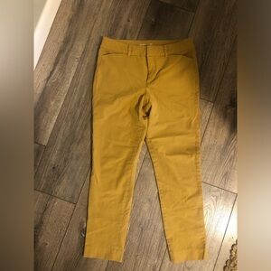 Old navy high rise pixie pants